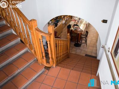 Продаж торгового приміщення Znojmo, Divišovo náměstí č. 6