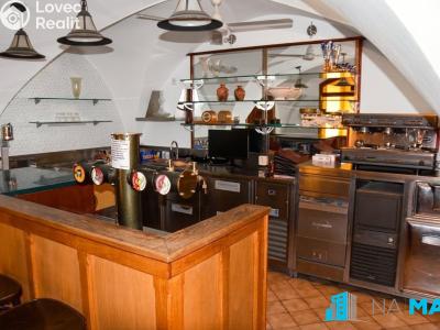 Продаж торгового приміщення Znojmo, Divišovo náměstí č. 9