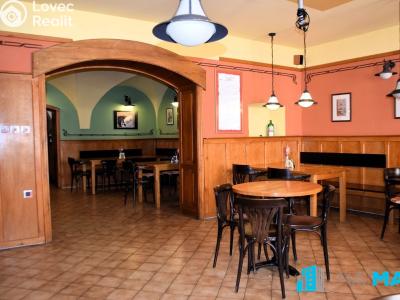 Продаж торгового приміщення Znojmo, Divišovo náměstí č. 12