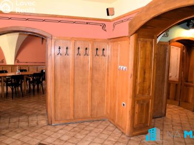 Продаж торгового приміщення Znojmo, Divišovo náměstí č. 14
