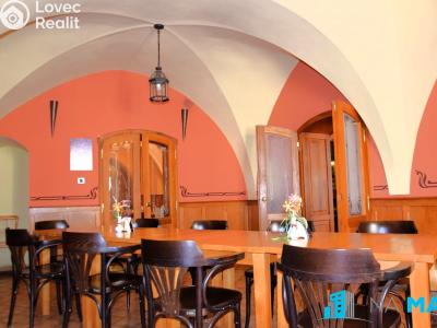 Продаж торгового приміщення Znojmo, Divišovo náměstí č. 16