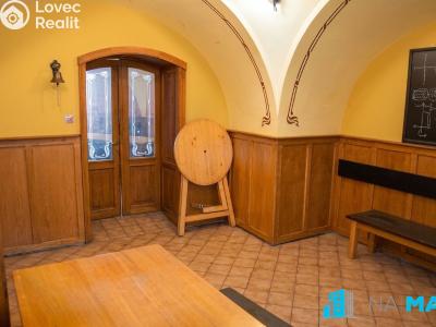 Продаж торгового приміщення Znojmo, Divišovo náměstí č. 18