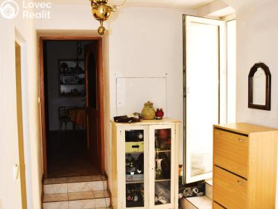 Продаж торгового приміщення Znojmo, Divišovo náměstí č. 20
