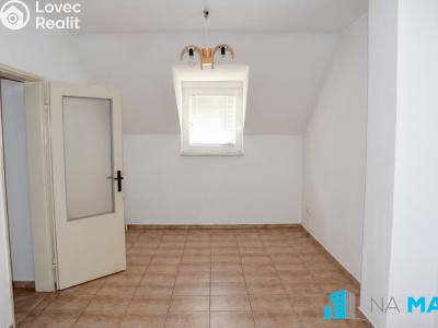 Продаж торгового приміщення Znojmo, Divišovo náměstí č. 34