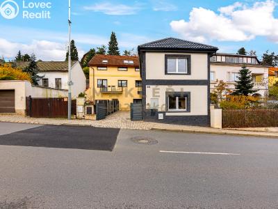 Продаж нестандартної квартири Praha, Elišky Přemyslovny č. 32