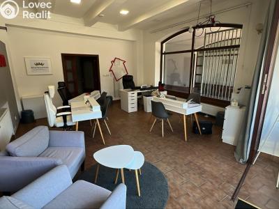 Pronájem kanceláře Pardubice, Štrossova 172 č. 1