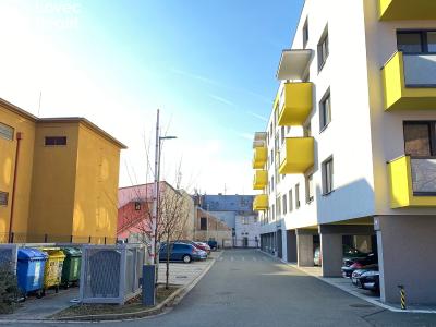Rent garage Pardubice, Bratranců Veverkových 2895 č. 1