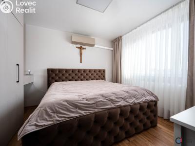 Sale family house Sezemice, Družstevní 652 č. 11