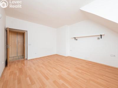 Prodej bytu 2+1 Pardubice, Sladkovského 2262 č. 8