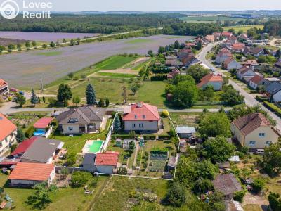 Sale multi-gen house Veltruby, Nová 321 č. 1