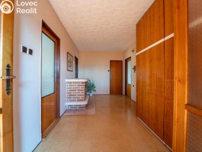 Sale multi-gen house Veltruby, Nová 321 č. 18