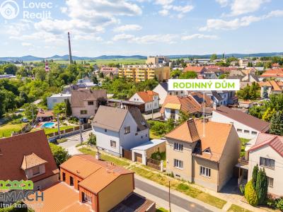 Prodej rodinného domu Staré Město, Seifertova 1335 č. 18