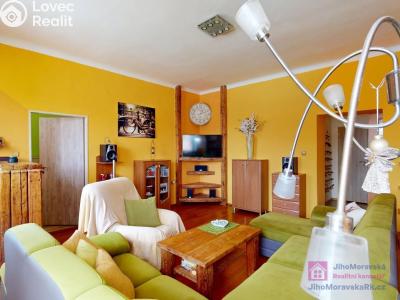 Prodej bytu 3+1 Hodonín, Slavíkova č. 18