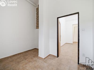 Pronájem obchodního prostoru Pardubice, Smilova 401 č. 10