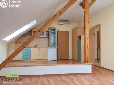 Rent office space Uherské Hradiště, Mariánské náměstí č. 3