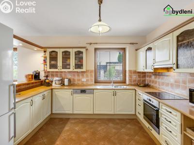 Продажа семейного дома Kvíčovice č. 4