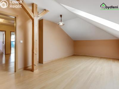 Продажа семейного дома Kvíčovice č. 13