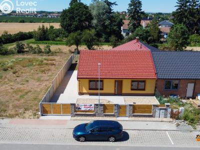 Prodej rodinného domu Žabčice, Pomezní 621 č. 2