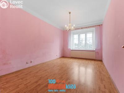 Продаж сімейного будинку Praha, V zápolí č. 8
