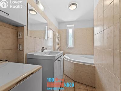 Продаж сімейного будинку Praha, V zápolí č. 14