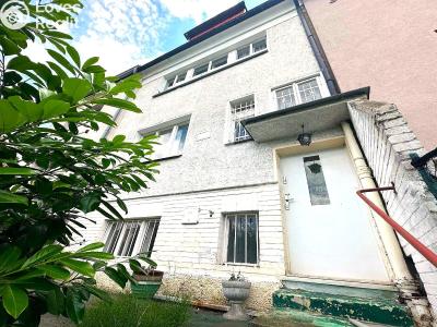 Продаж сімейного будинку Praha, Na Stárce č. 3