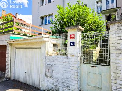 Продаж сімейного будинку Praha, Na Stárce č. 22