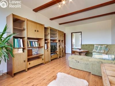 Sale apartment 3+1 Větřní, Sadová č. 2