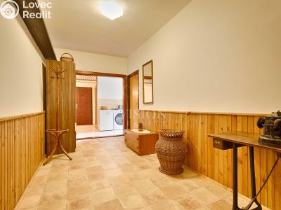 Sale apartment 3+1 Větřní, Sadová č. 8