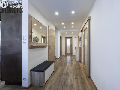 Sale apartment 3+KK Praha, Při hranici č. 12