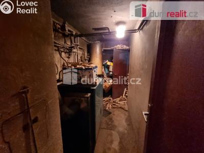Pronájem výrobní haly Odolena Voda, Velkoveská č. 35