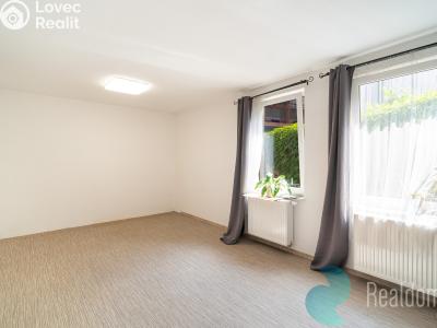 Sale atypical apartment Trhové Sviny, Nové město č. 21