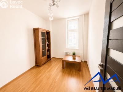 Prodej bytu 3+1 Ostrava, náměstí Msgre Šrámka č. 13