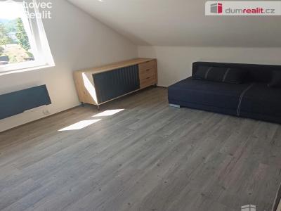 Pronájem bytu 1+KK Benešov nad Ploučnicí, Nádražní č. 5