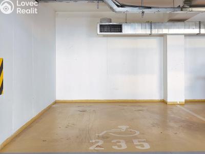 Rent garage Praha, Hnězdenská č. 1