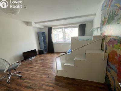 Продажа квартиры 4+1 Klášterec nad Ohří, Krátká 641 č. 10