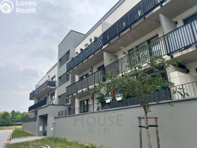Продажа квартиры 2+KK Unhošť, Karla Čapka č. 10