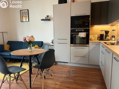 Sale apartment 2+KK Unhošť, Karla Čapka č. 1