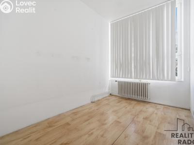 Оренда торгового приміщення Havlíčkův Brod, Smetanovo náměstí č. 18