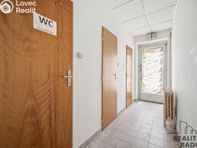 Оренда торгового приміщення Havlíčkův Brod, Smetanovo náměstí č. 21