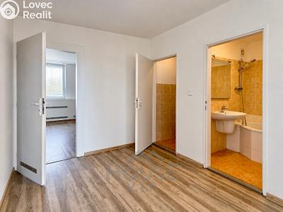 Prodej bytu 3+1 Praha, Vašátkova č. 9