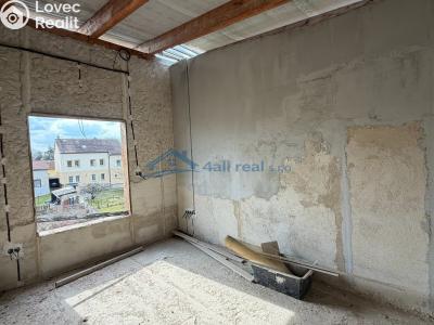 Продаж сімейного будинку Praha, Marvanova 415 č. 17