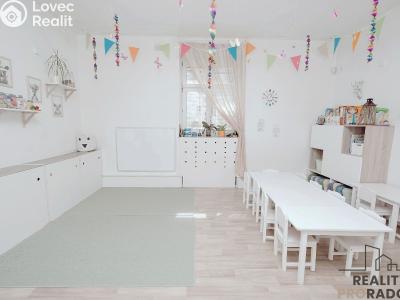 Продажа торгового помещеня Praha, U Okrouhlíku č. 1