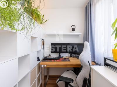 Продаж квартири 3+1 Praha, Hvozdíková č. 7