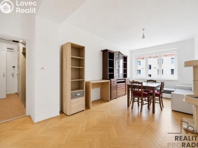 Prodej bytu 3+1 Pardubice, Družstevní 103 č. 10