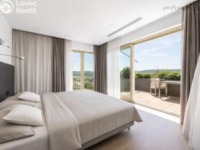Sale apartment 5+KK Praha, Zderazská č. 10