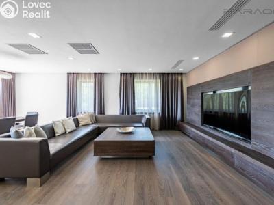 Sale apartment 5+KK Praha, Zderazská č. 16