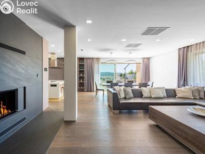 Sale apartment 5+KK Praha, Zderazská č. 18