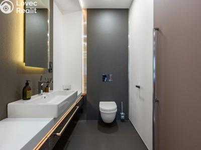 Sale apartment 5+KK Praha, Zderazská č. 22