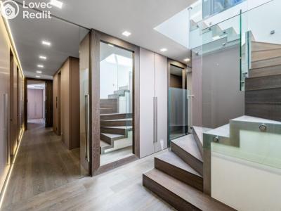 Sale apartment 5+KK Praha, Zderazská č. 26