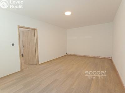Аренда квартиры 2+KK Praha, Jeseniova č. 4